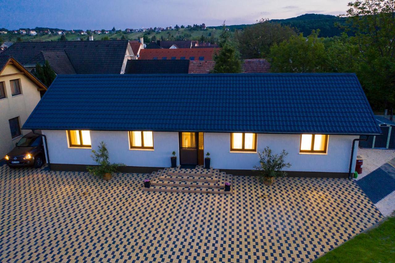 Bodzahaz Apartman Tarjan Exterior photo